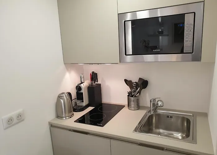 Studio Neuf Et Charmant Vieil Antibes