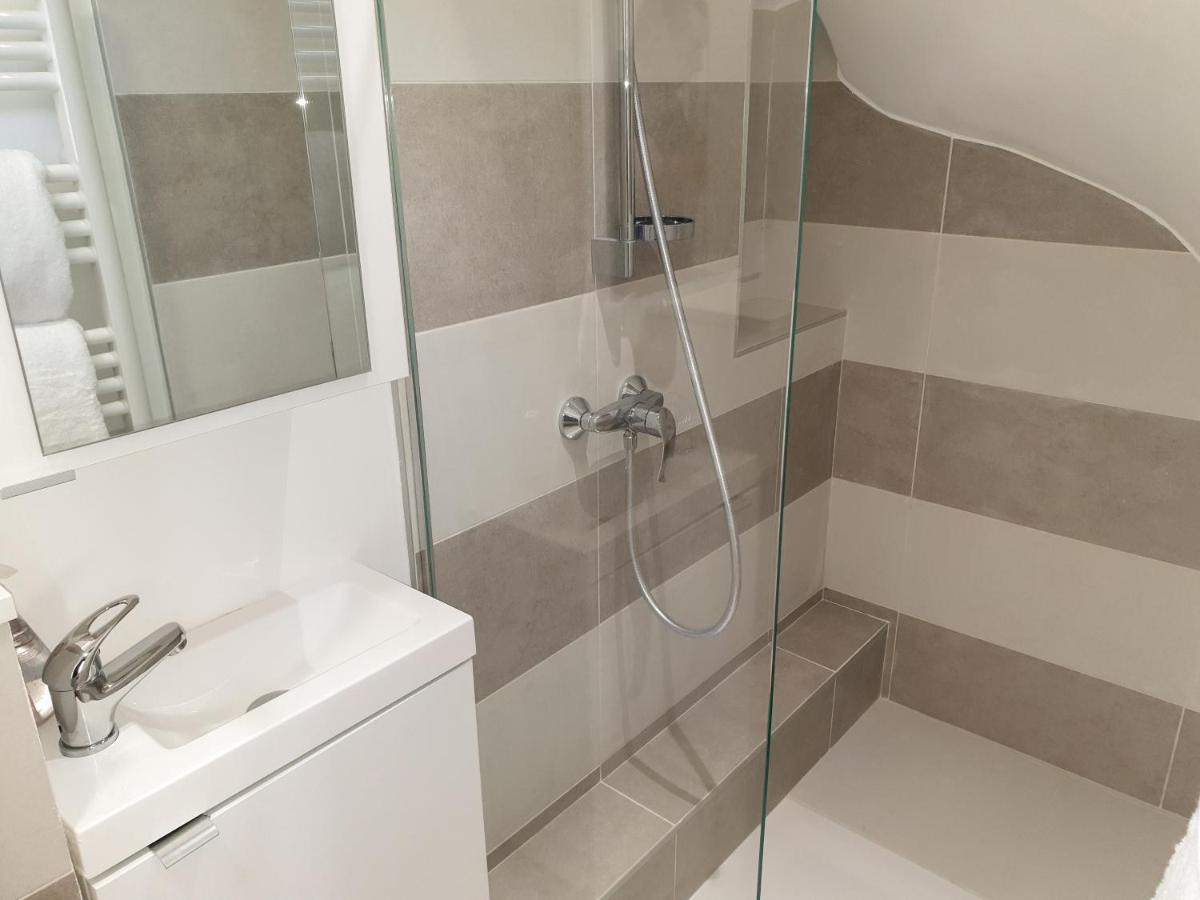 Appartement Neuf Et Vieil *